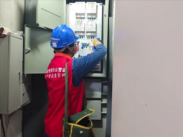 ����•���Ͷ����ҿ���I��־�󣺼��ص�����λ���ഺ���׸�������˹��Ƭ������