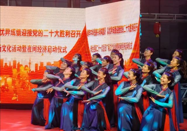 ӭ��ս Ѱͻ�� ���¾֣���ǿ���������ҡ��½���̨�صڶ�ʮһ�ΰ��չ㳡�Ļ��������ҹ�侭�û��ȿ���