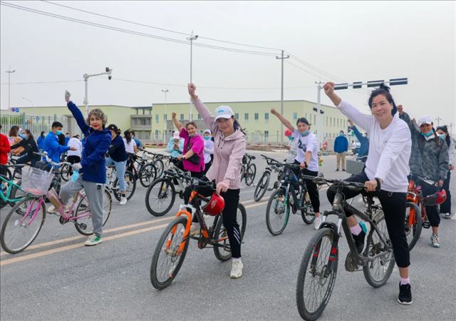 �½����պ����Ļ���ϵ�л�ḻ�������������л����干ͬ����ʶ