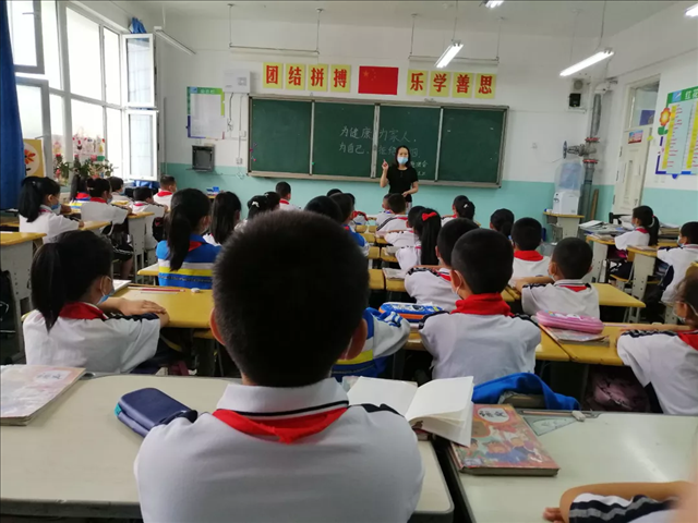�½����ͣ����˲�����̻ �����������̻���