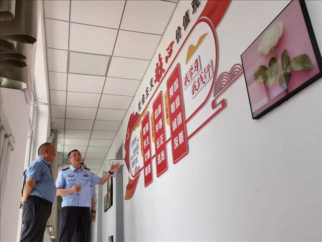 �½����ܣ����������������조��ɫ���졤����ͬ�С�����Ʒ��