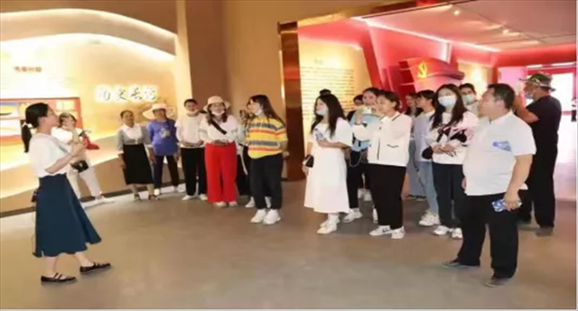 �½����պ��ط���ѧ�����ڿ�����仯̸���緢չ