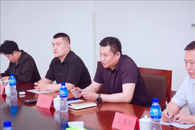 ȫ�񽡿����ø����μ����鳤��Ǭ����ɽ����ɽ������չ���ĵ���